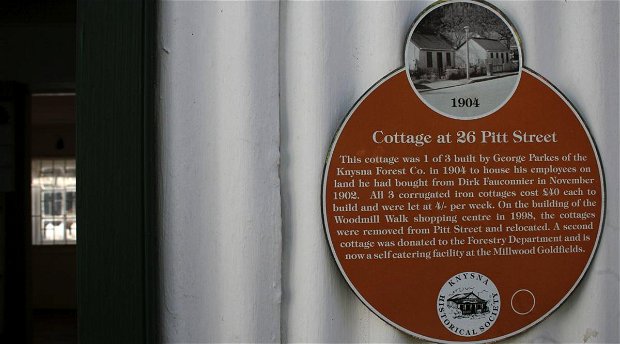 Pitt Street House at the Knysna Museum; Parkes Sawmill labourer's cottage Pitt Street House at the Knysna Museum; Parkes Sawmill labourer's cottage