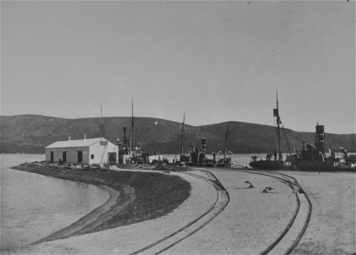 Knysna, Knysna Harbour, government wharf, government warehouse circa 1920