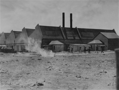 Thesen's saw mill, Paarden Island (later Thesen's Island), Knysna, mid-20th Century 