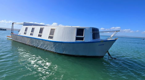 Eden Houseboat
