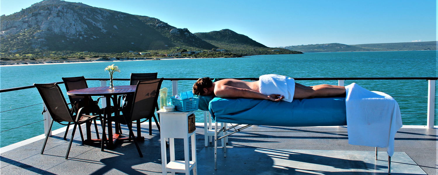 Kraalbaai Luxury House Boats