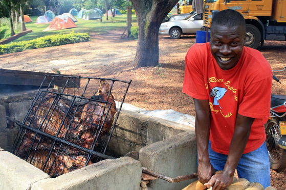 Sippin', Grillin' & Chillin' on the Nile Sippin', Grillin' & Chillin' on the Nile