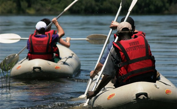 Canoeing trips Zambezi river 