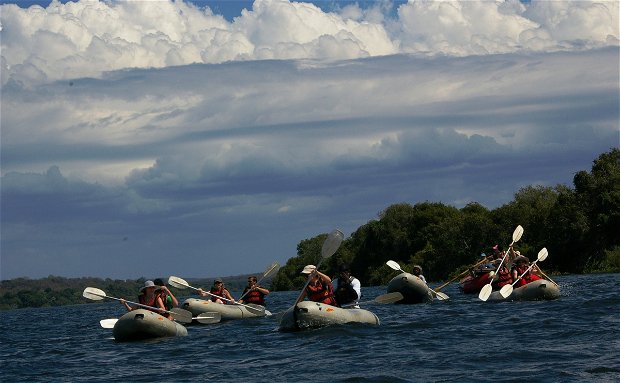 Zambezi Canoe Safari