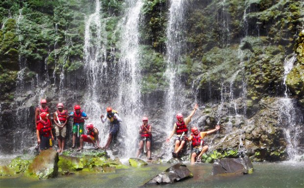 Swimming under the Victoria Falls White Water Rafting Bundu Adventures Zambia 