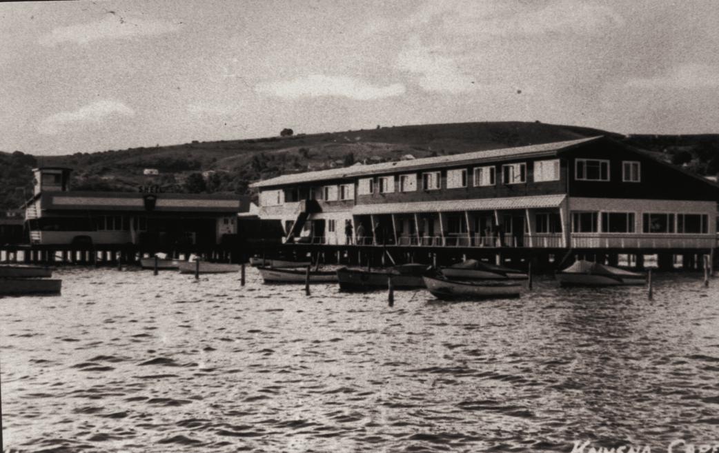 Henties Botel, Knysna. Built by Hentie van Rooyen in 1958, and sold in 1964. Burned to the scuppers by its last owner, Jacobus van As, 1972