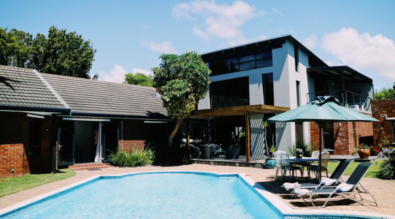 Windsor House, guest house accommodation, Tokai, Cape Town, South Africa