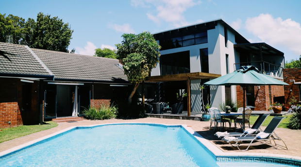 Windsor House, guest house accommodation, Tokai, Cape Town, South Africa Windsor House, guest house accommodation, Tokai, Cape Town, South Africa