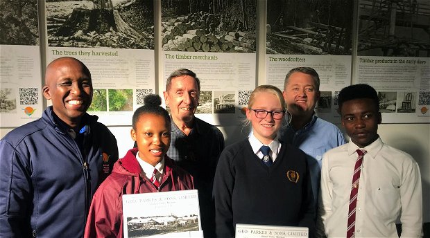 Xola Frans (Knysna Municipality); Latoya Baba (Percy Mdala High Interact Club); Philip Caveney (Knysna Historical Society); Megan Hunter (Knysna High Interact Club); Herb Hunter (Knysna Rotary); Brandmore Sandile Mngcitha (Percy Mdala High Interact Club) 