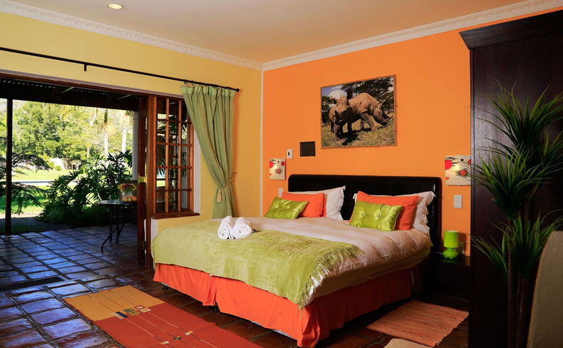 Chalet Rhino, Accommodation, Stellenbosch, Banhoek Valley, Bed & Breakfast Chalet Rhino, Accommodation, Stellenbosch, Banhoek Valley, Bed & Breakfast