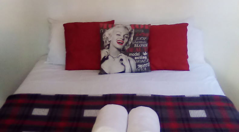 Comfortable double bed Room 4 Comfortable double bed Room 4