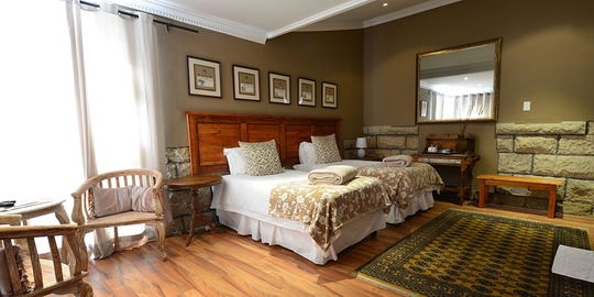 Twin Rooms