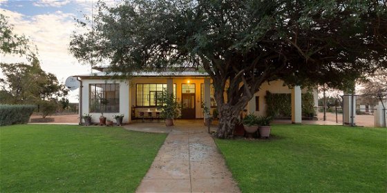 Stay in farmhouse-style accommodation at Kanambo’s guest rooms