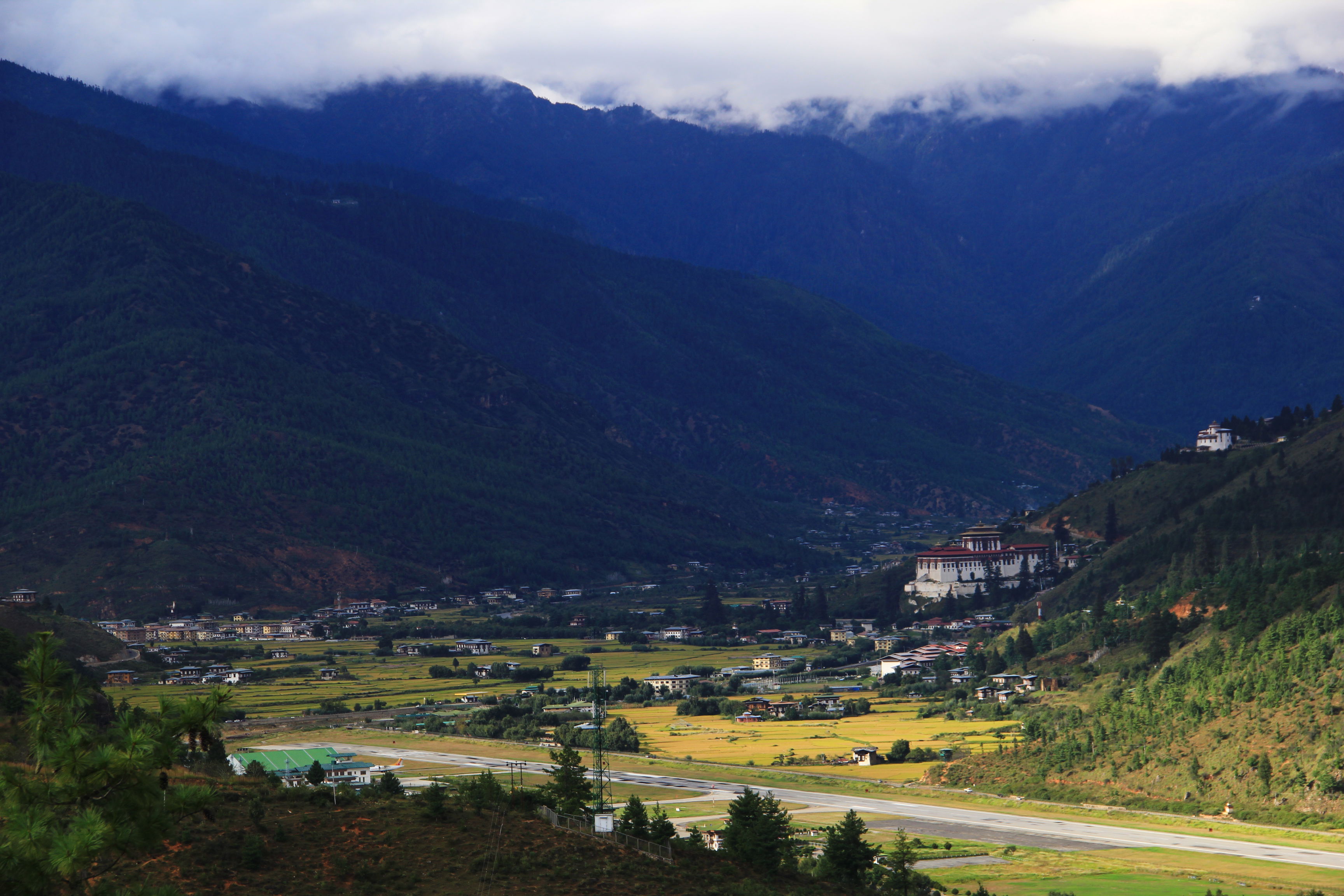 Paro Bhutan, Glimpse of Bhutan, Arrival in Bhutan, Bhutan Luxurious Tour, Bhutan for special Abled Tour