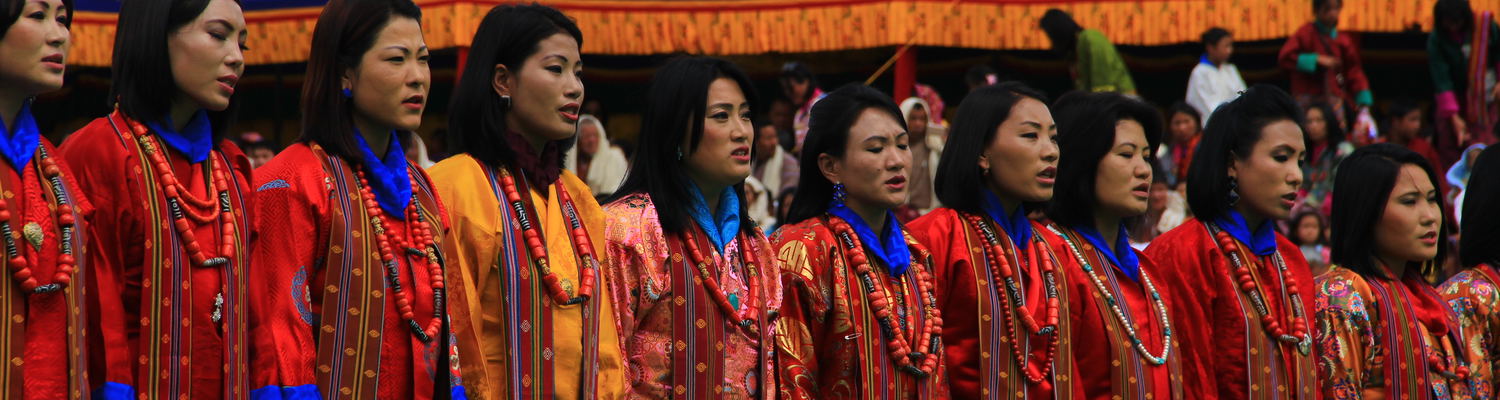 Bhutanese Traditional Dress, How to Wear Bhutanese Dress, How to Wear Kira