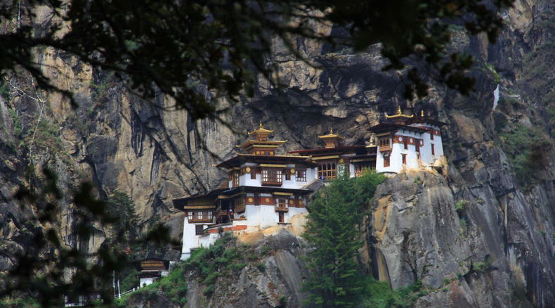 Spiritual Bhutan Tour, Buddha Dordenma in Thimphu, Taktsang Monastery, Tiger's Nest in Bhutan Spiritual Bhutan Tour, Buddha Dordenma in Thimphu, Taktsang Monastery, Tiger's Nest in Bhutan