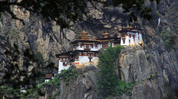 Spiritual Bhutan Tour, Buddha Dordenma in Thimphu, Taktsang Monastery, Tiger's Nest in Bhutan