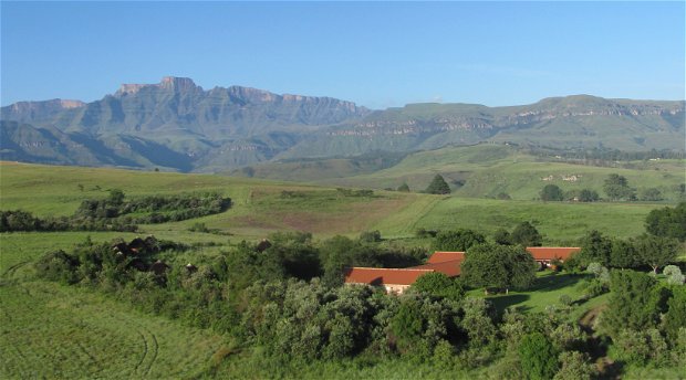Restaurant and organic food in Cathkin Valley - Drakensberg