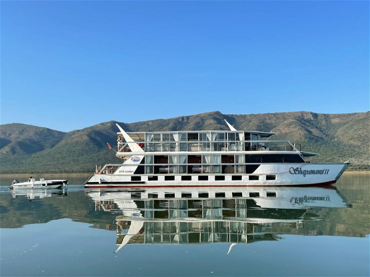 Shayamanzi 2 Houseboat on Lake Jozini