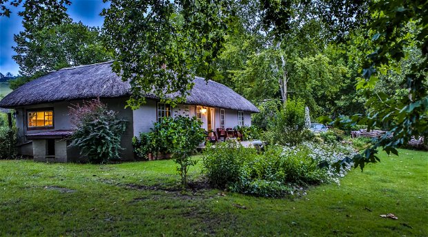 cosy self catering pet friendly cottage underberg 