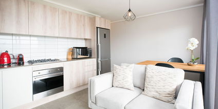 1 Bedroom Waters Edge Luxury Apartment