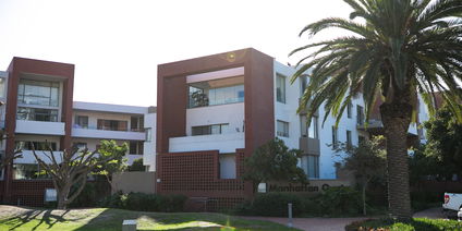 2 Bedroom Manhattan Quarter Apartment