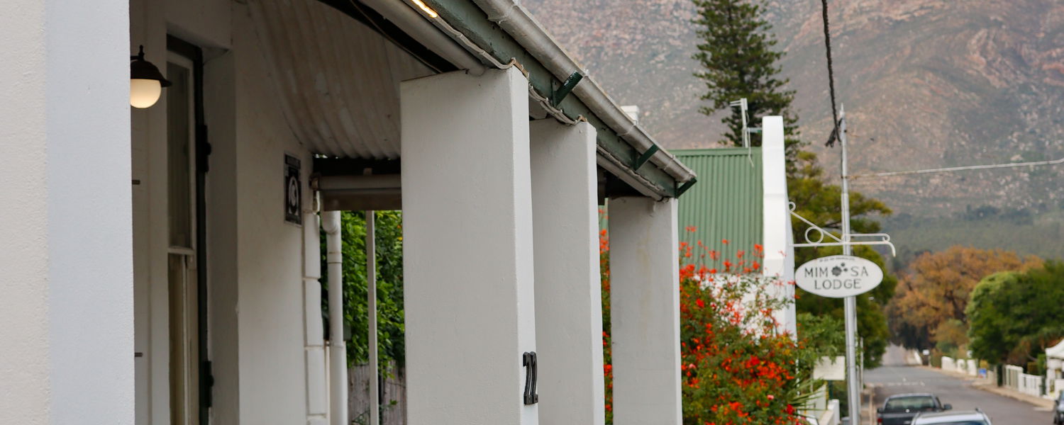 Restaurants & Dining Near In Abundance, Montagu Guest House