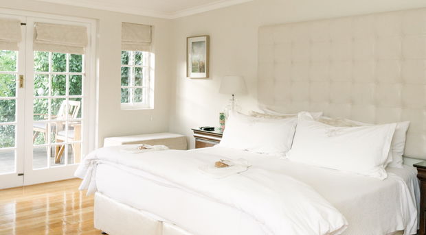 Luxury Garden Suite 4 with Terrace at In Abundance (Room 4)