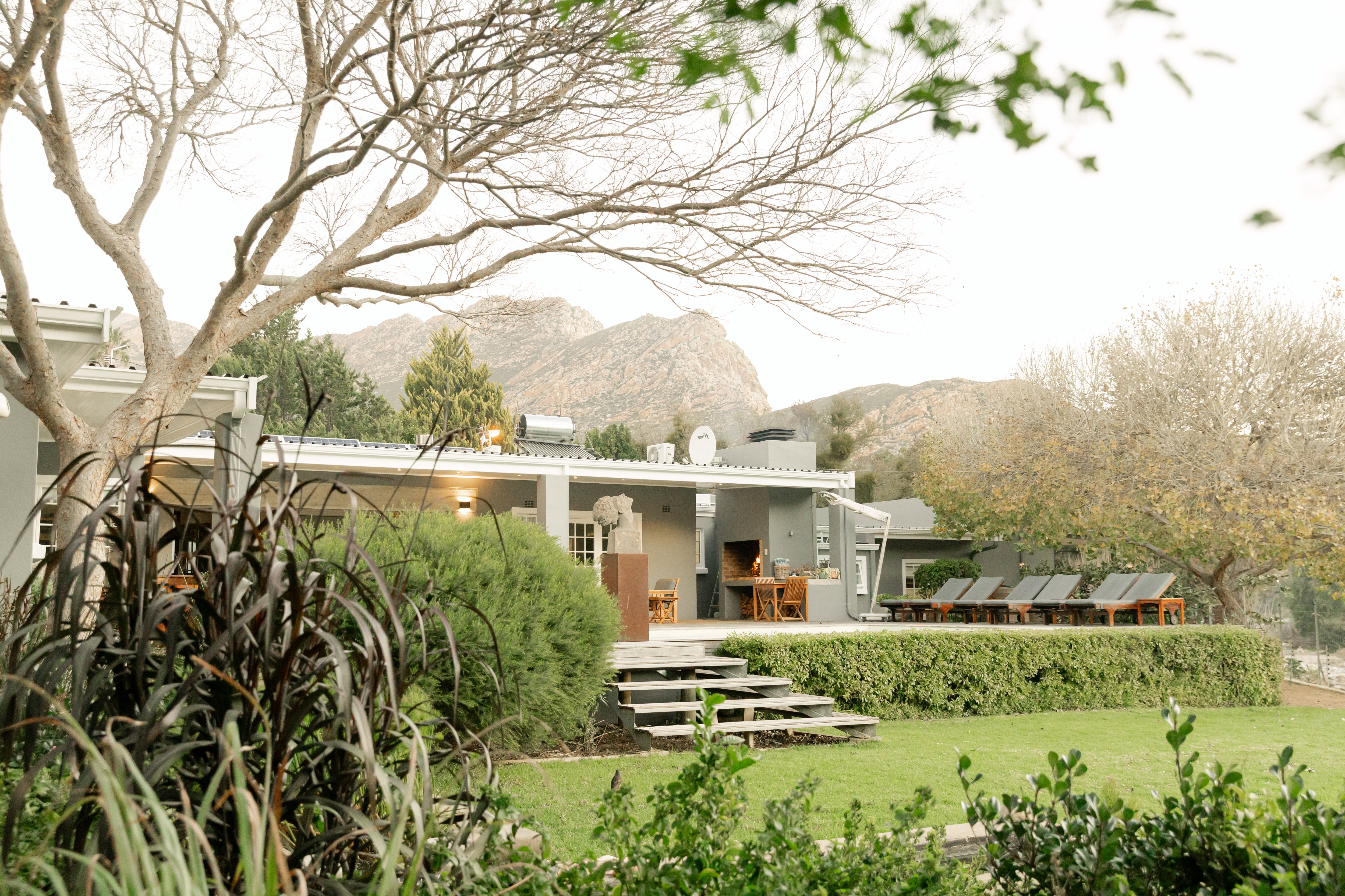 Luxury Pepper Tree Suite 1 | Riverside Luxury Guest House Montagu