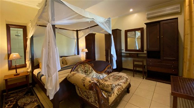 Kigoma Hilltop Hotel - Junior Suite Family 