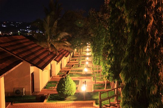Pathway outside the Executive Rooms at night 