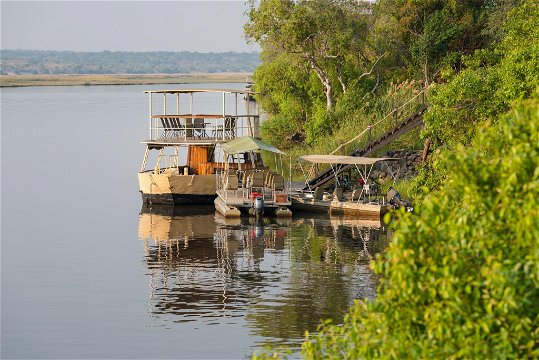 Chobe Water Villas Exterior Boats