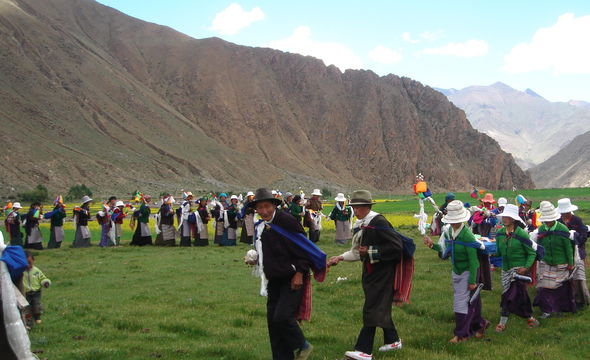 Tibetan village community celebrating New year 