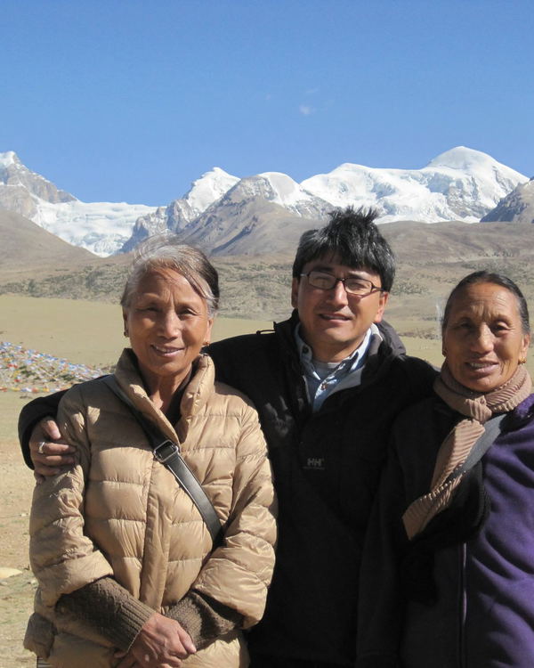 My family in Tibet - Basant