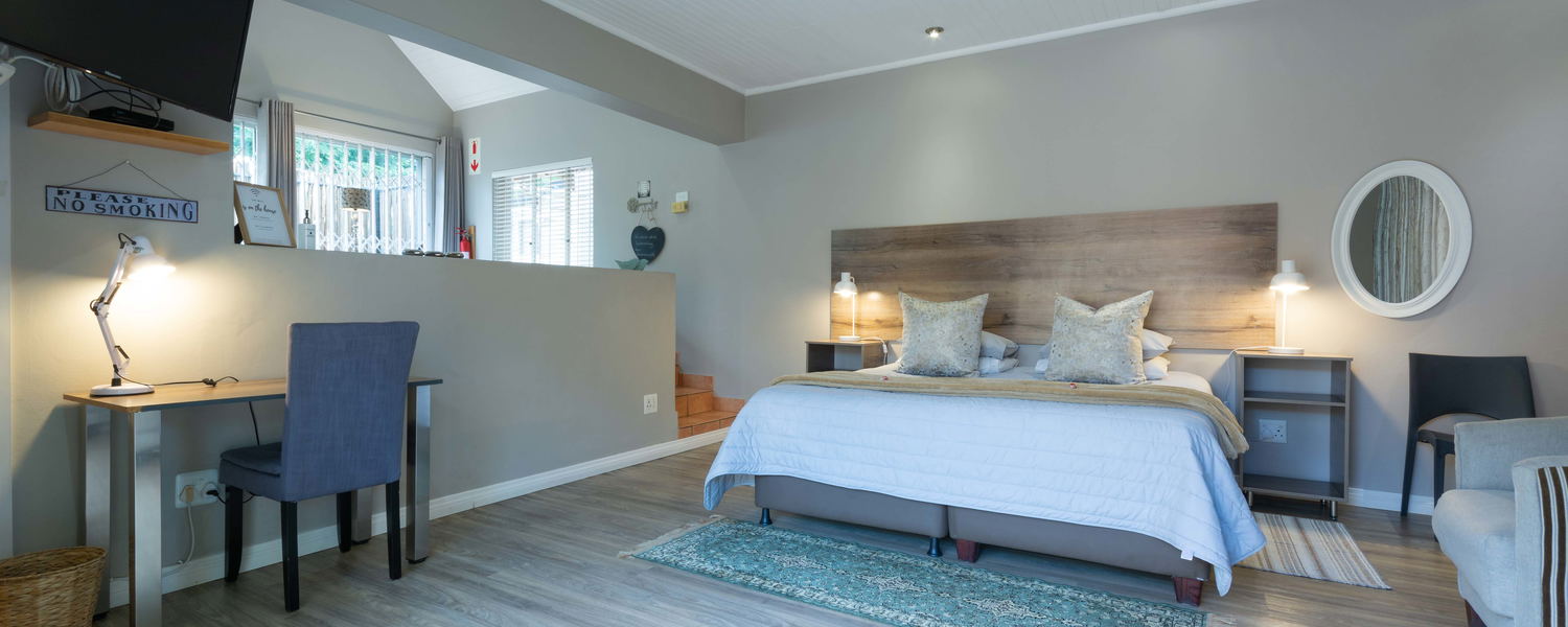 Fully Equipped Self Catering Guest House In Queenswood, Pretoria