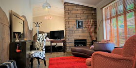  Fireplace Deluxe King Suite