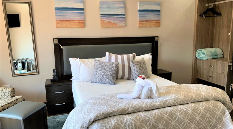 Rock House Standard Queen @61OnIreland Rock House Standard Queen @61OnIreland