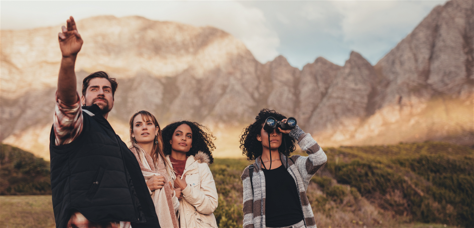 Staff and customers connecting out of the office on a private guided corporate experience tour in Cape Town. The incentive travel experience was booked through a tour operator who curated the experiential rewards as an incentive travel experience. 