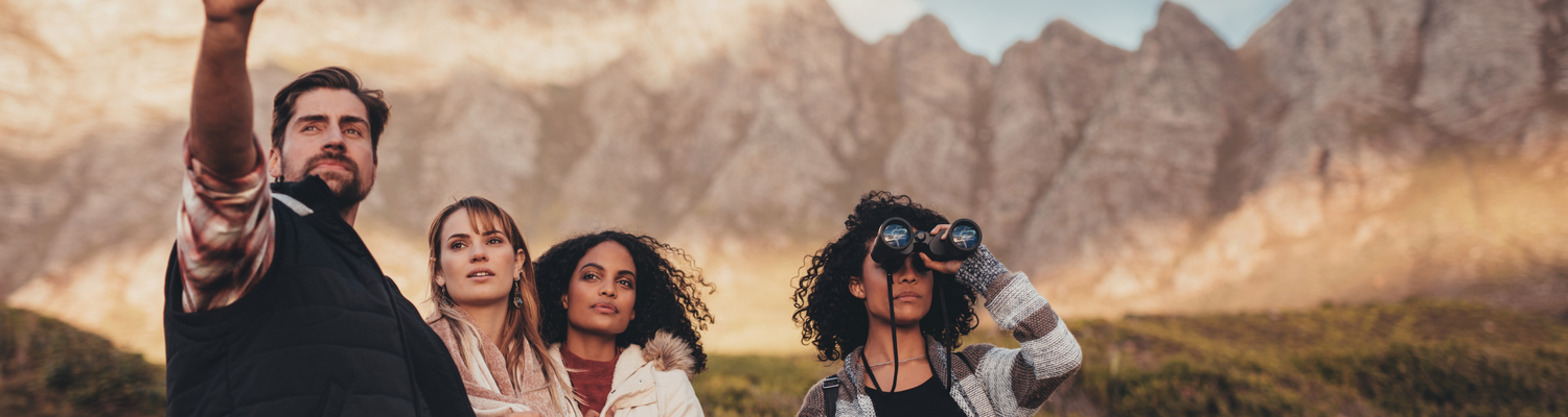 Staff and customers connecting out of the office on a private guided corporate experience tour in Cape Town. The incentive travel experience was booked through a tour operator who curated the experiential rewards as an incentive travel experience.