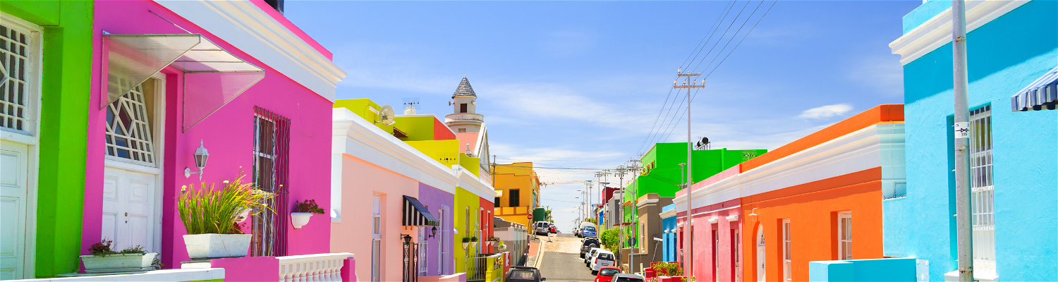 bo-kaap-things-to-do-attractions-cape-town-accomodation-cape-malay-food-historical-colourful-painted-houses-cape-town-tours-cape-point-peninsula-penguin-tours-into-tours-dorp-street-photography