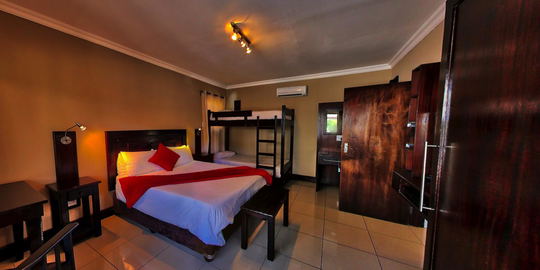 Family Room (4 Pax)