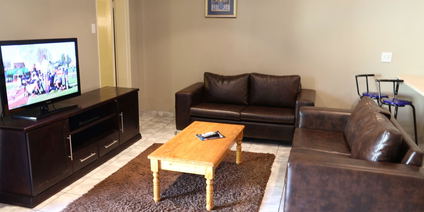 Self Catering Apartment (1-2 Pax)