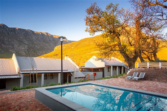 Views the pool at Mont Angelis Retreat in Stellenbosch, South Africa