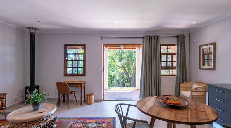 holiday accommodation luxury self catering stellenbosch blaauwklippen valley