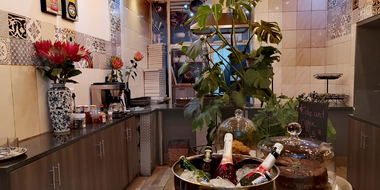 Eat at Cranberry's Restaurant