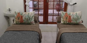 Phomola African Retreat