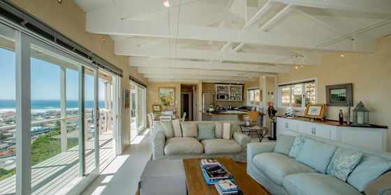 Kingfisher Apartment