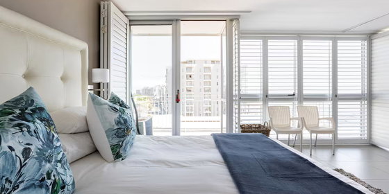 Mouille Point Beach Villa Winter Special