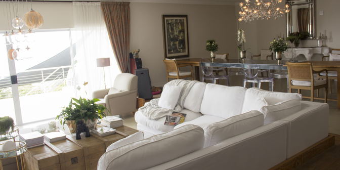 Lounge and Dining Areas