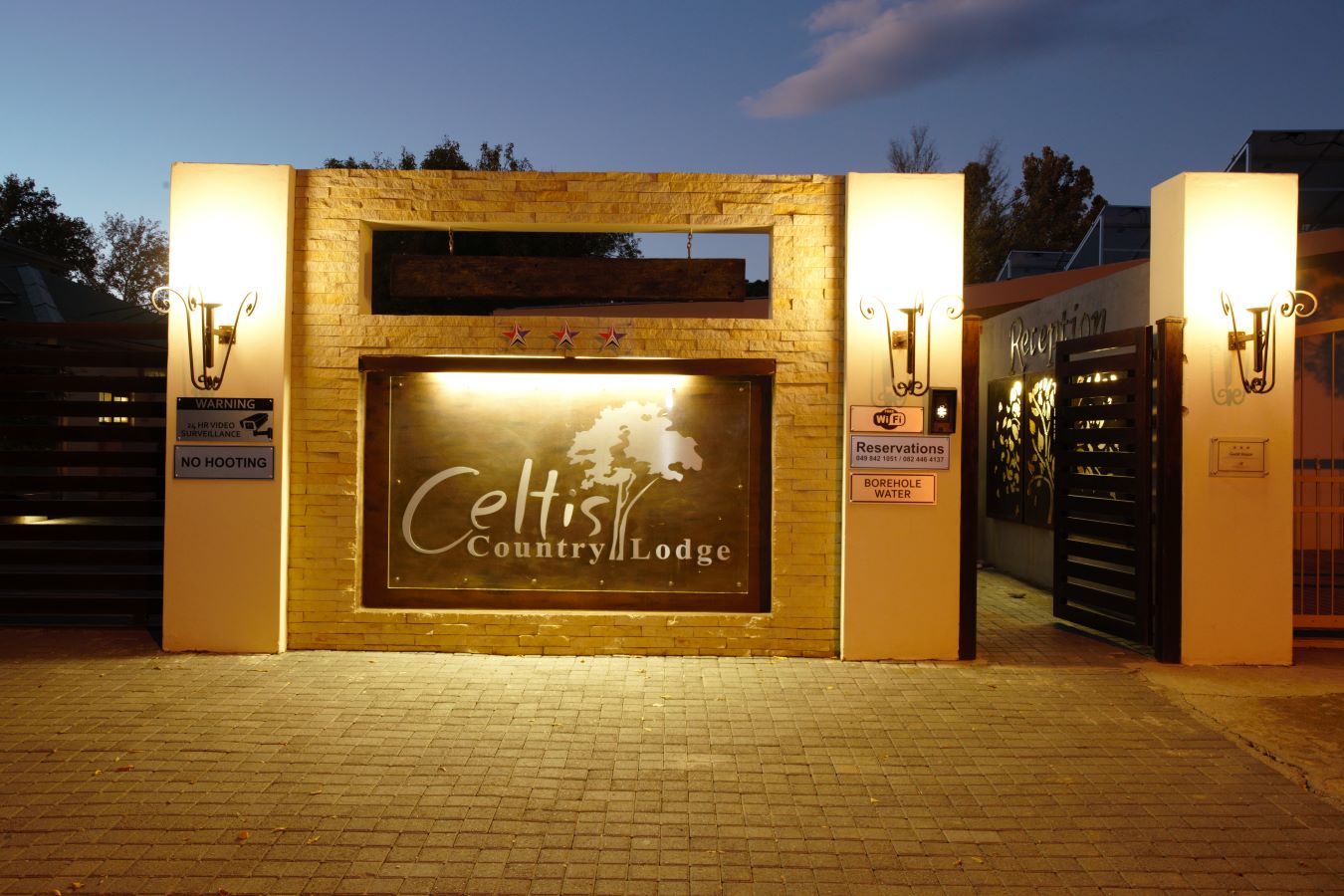 best accommodation and restauant in middelburg eastern cape
